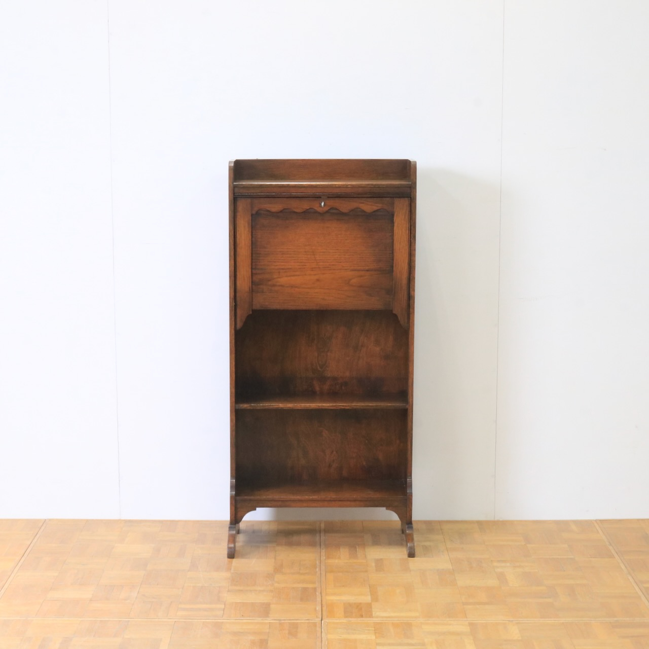 スチューデントビューロー