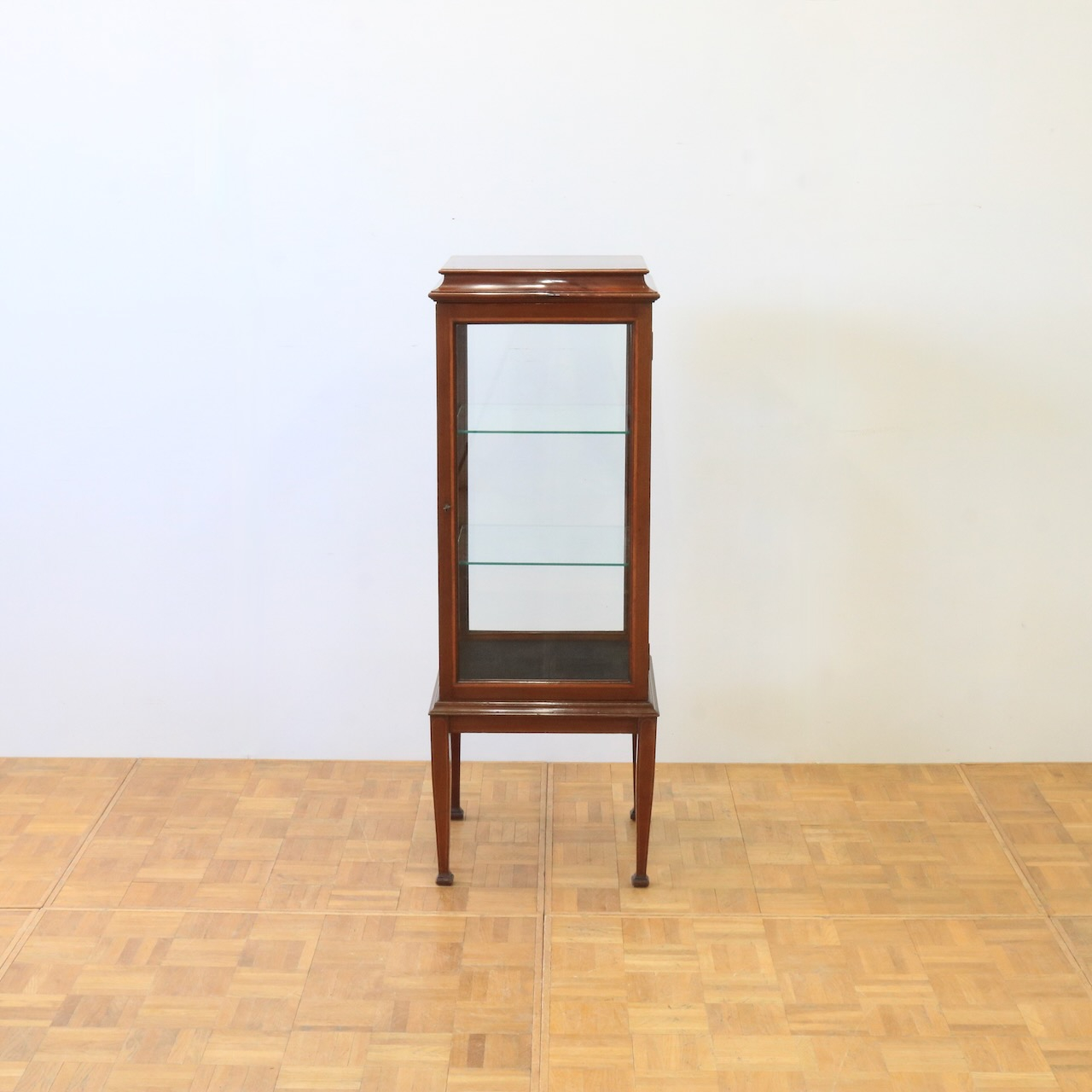 ショップキャビネット