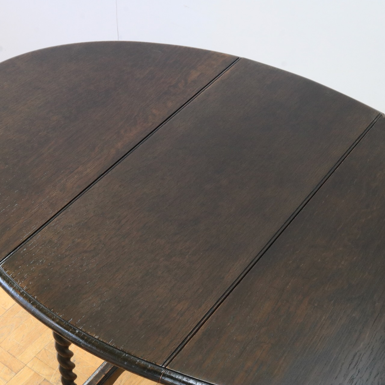 ドロップリーフテーブル