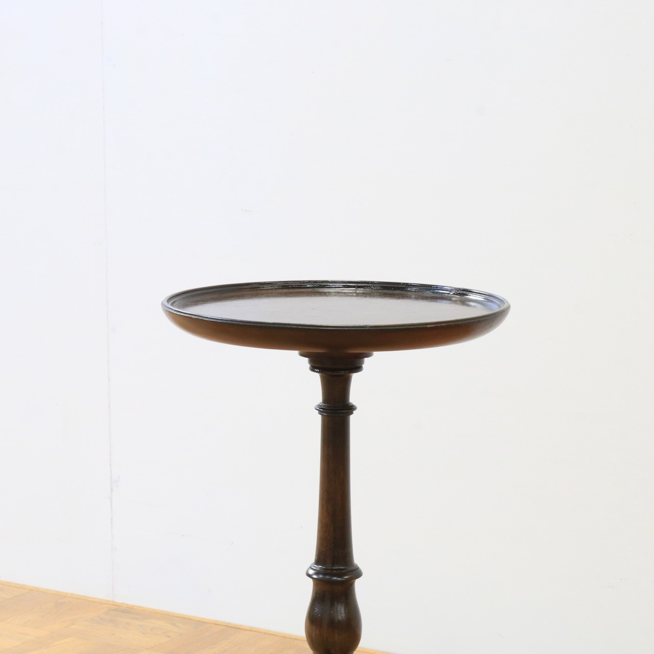 ワインテーブル