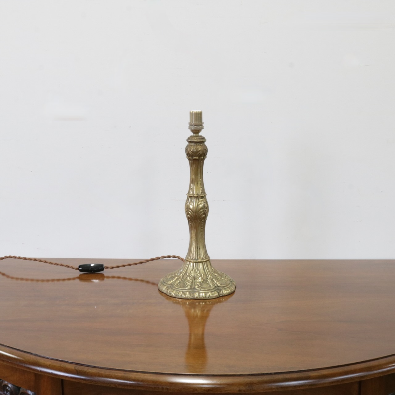 テーブルスタンド