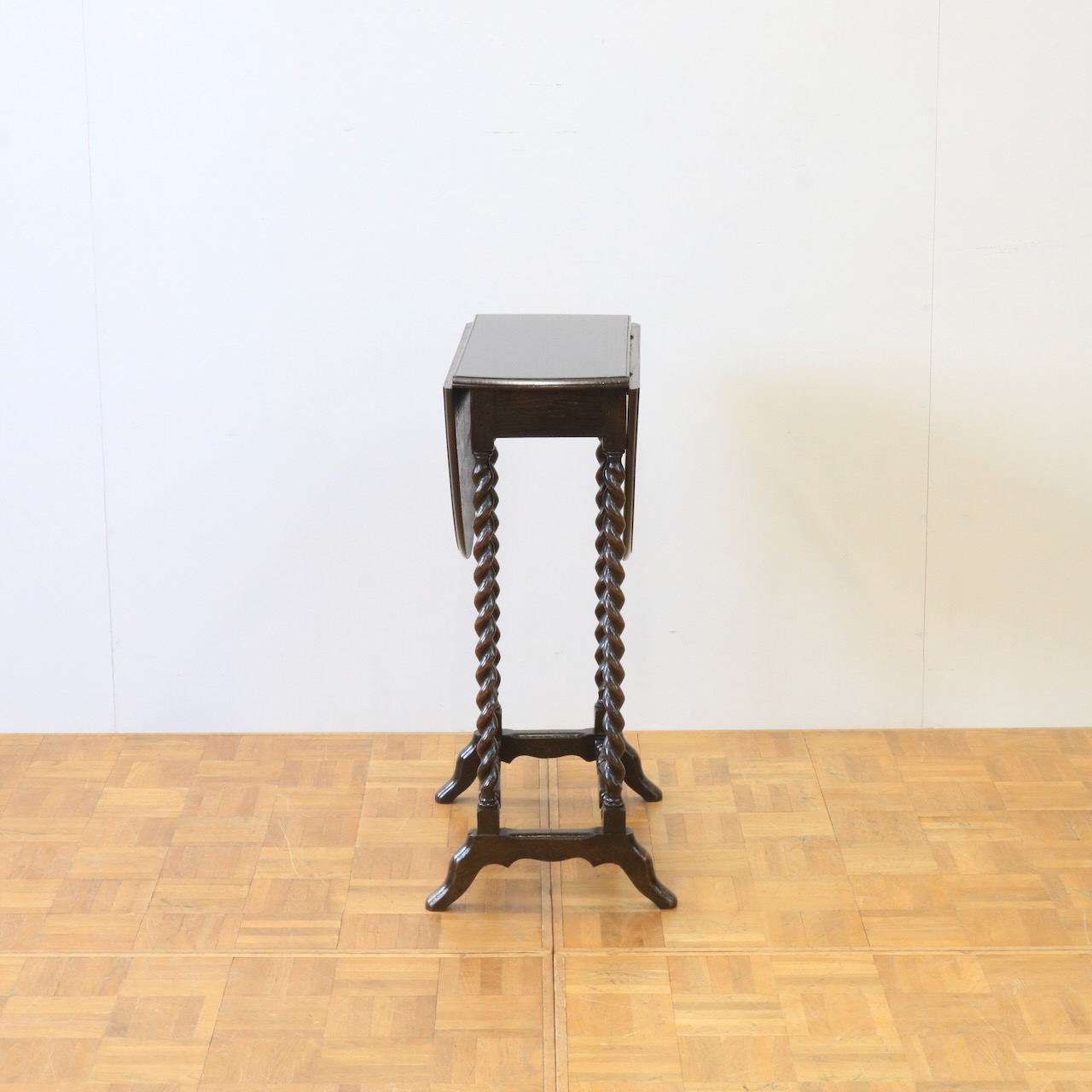 ドロップリーフテーブル