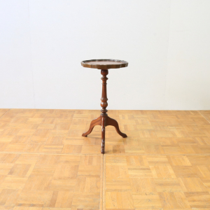 ワインテーブル