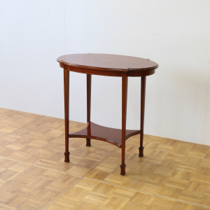 オケージョナルテーブル