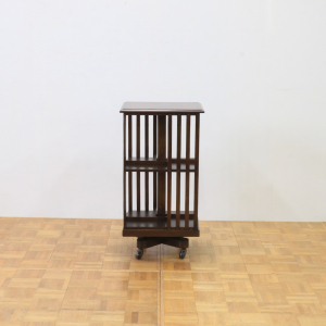 リボルビングブックケース