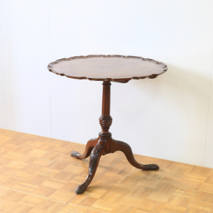 ティーテーブル