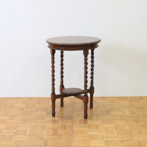 オケージョナルテーブル