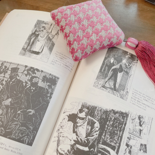 ハリスツイードのブックエンド