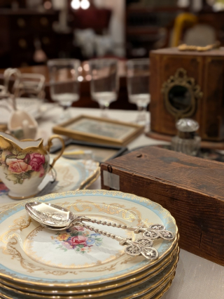 アンティーク小物がたくさん！