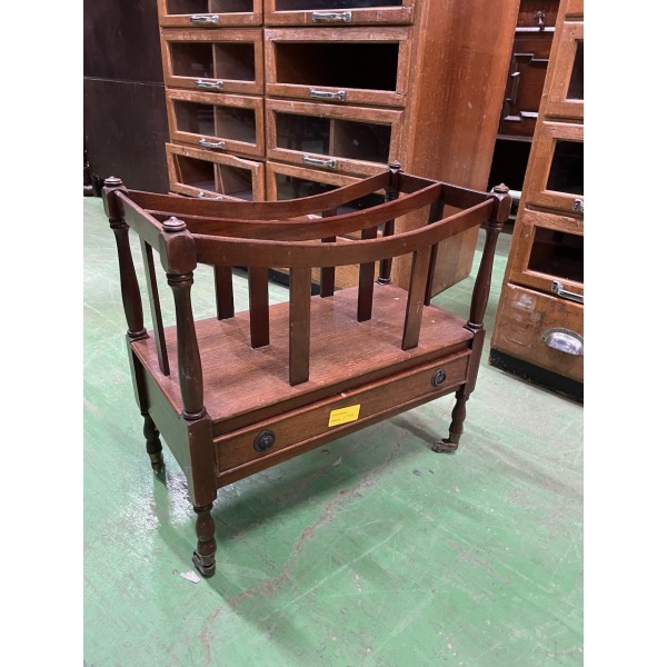 マガジンラック