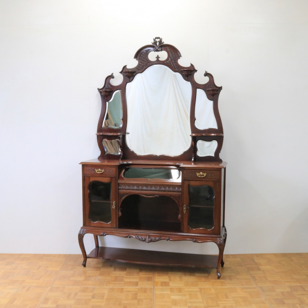 パーラーキャビネット