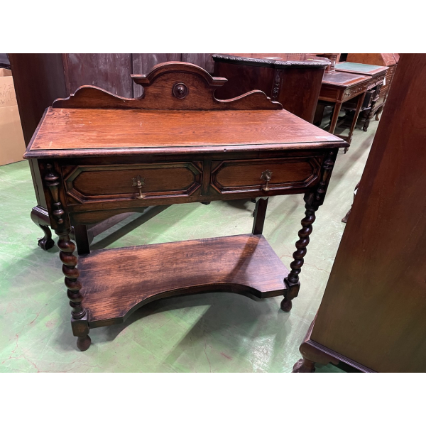 ホールテーブル