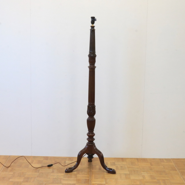 フロアスタンド