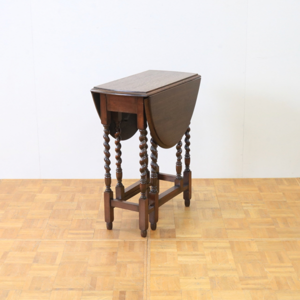  ゲートレッグテーブル