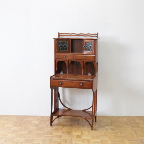 ライティングデスク