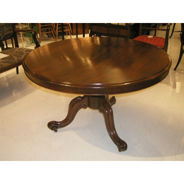 ダイニングテーブル