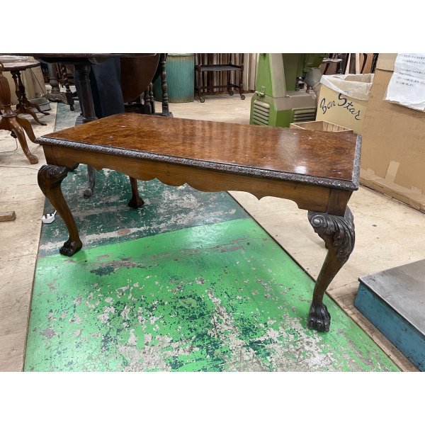 コーヒーテーブル