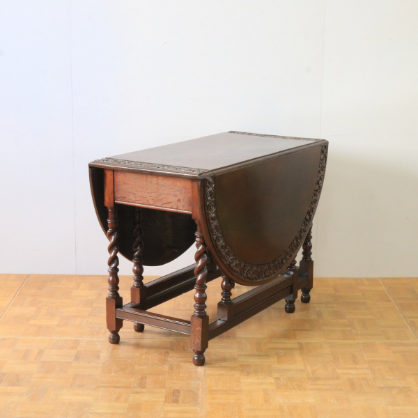 ゲートレッグテーブル