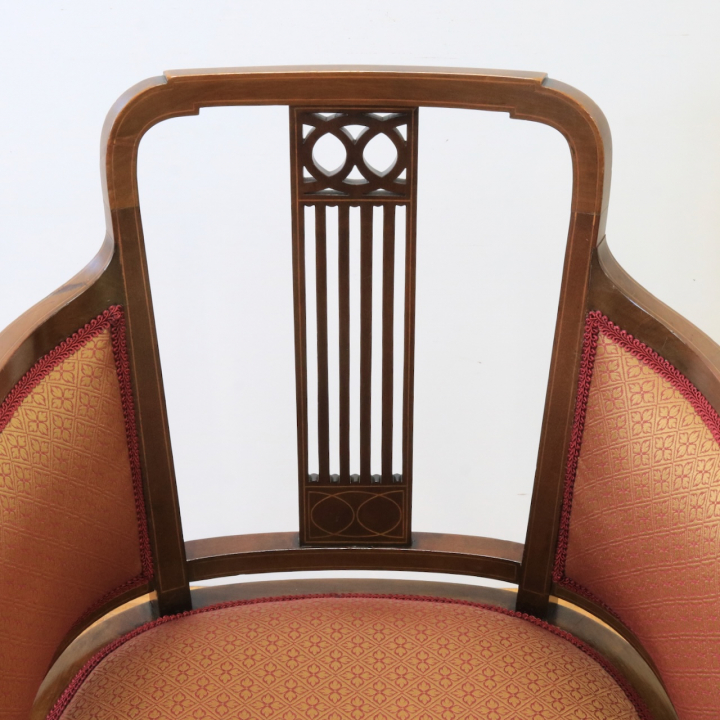 アームチェアー　