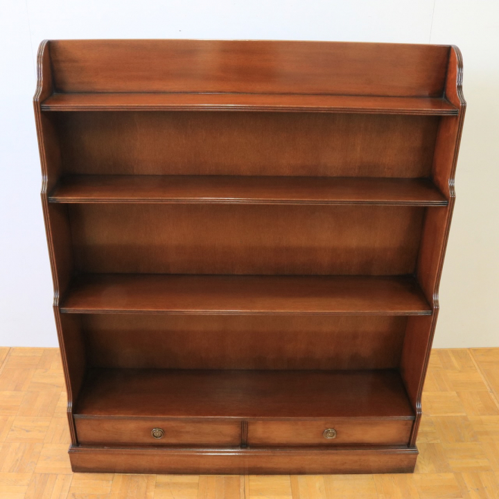  ブックシェルブス