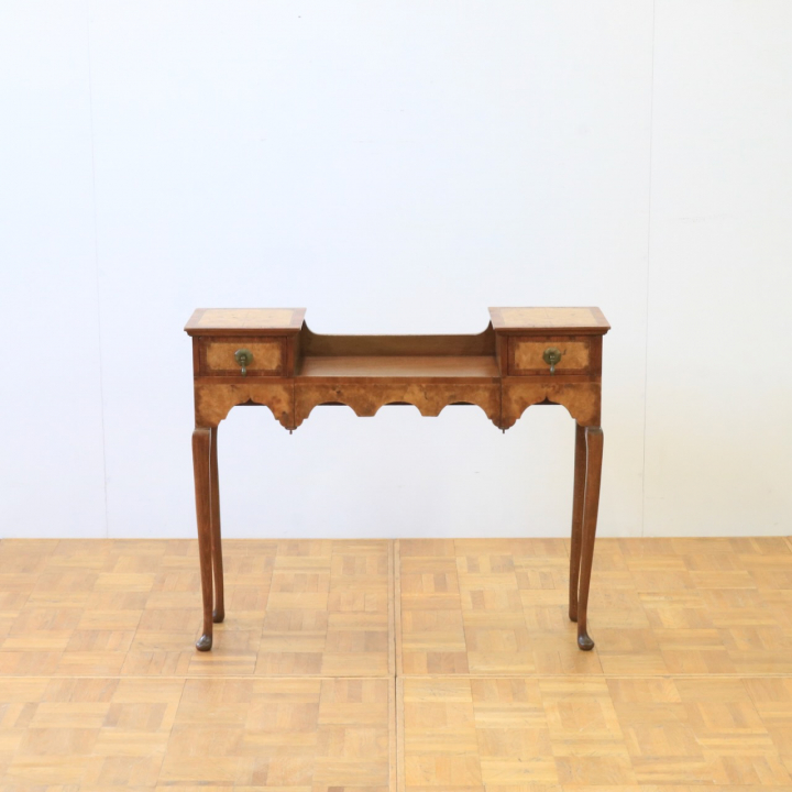 コンソールテーブル