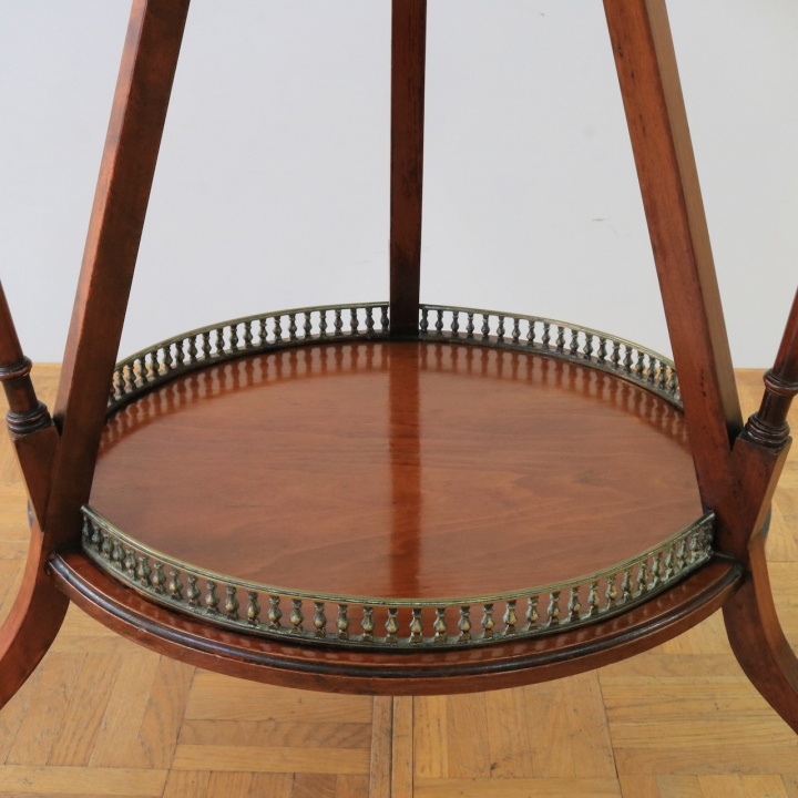 ティーテーブル　