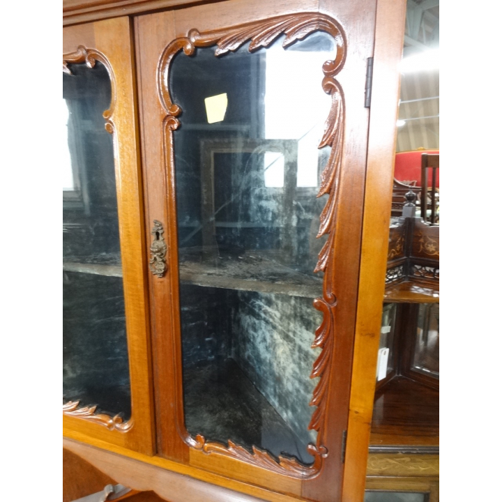 コーナーキャビネット　