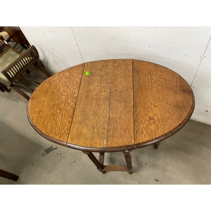 ゲートレッグテーブル