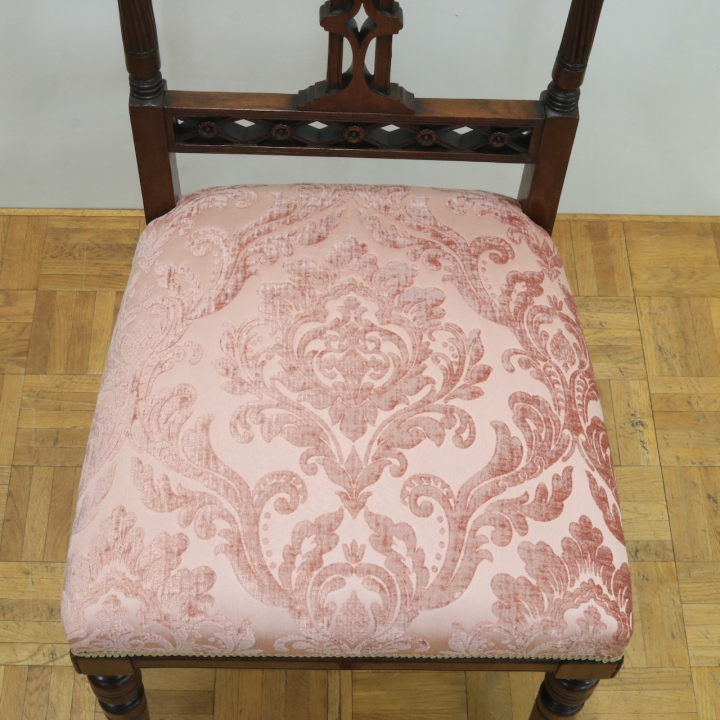 サイドチェアー