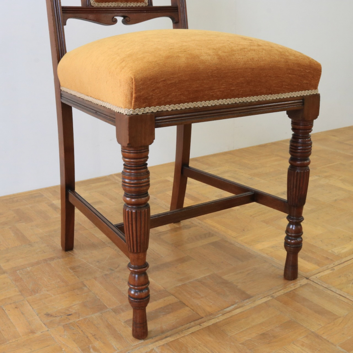 サイドチェアー　