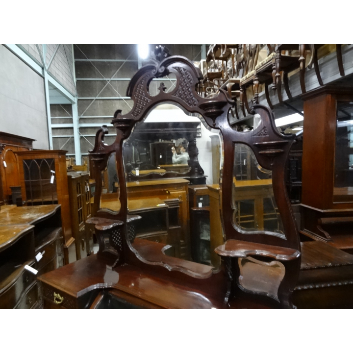 パーラーキャビネット