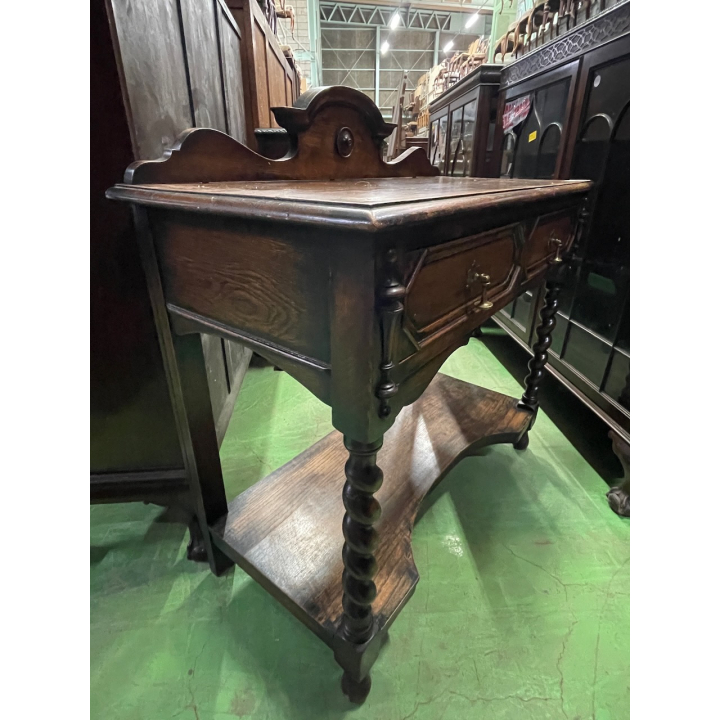 ホールテーブル