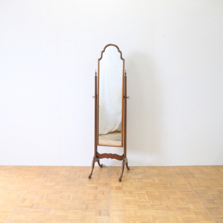 シュバルミラー