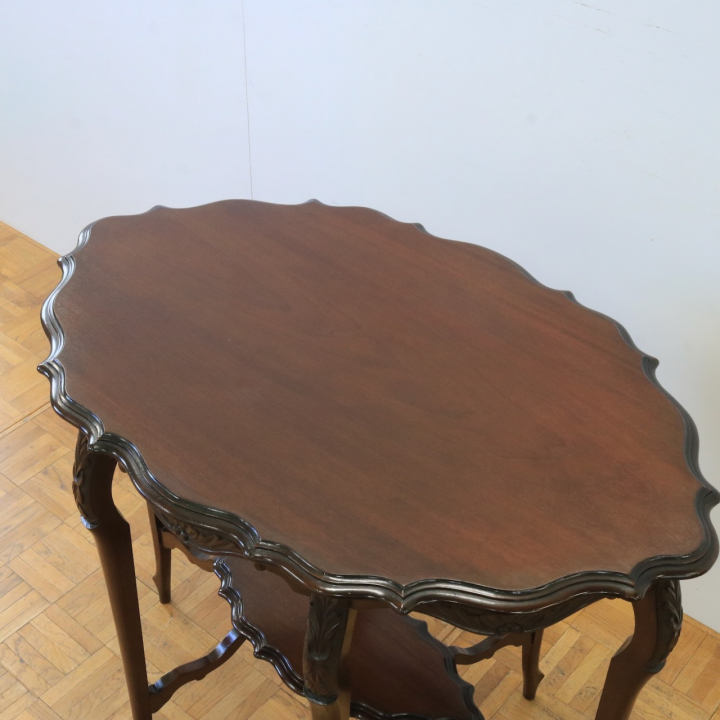 ティーテーブル