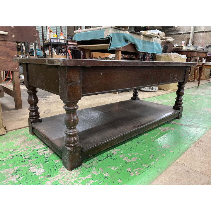 コーヒーテーブル