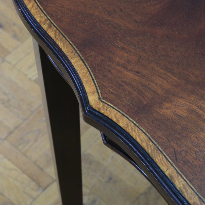 オケージョナルテーブル