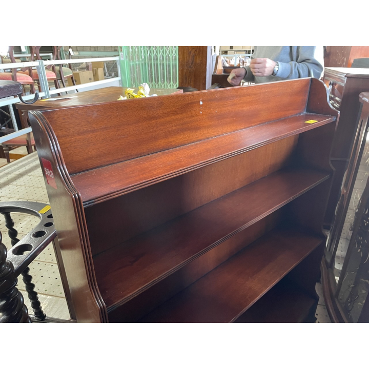  ブックシェルブス