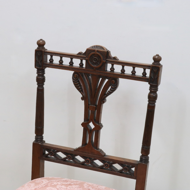 サイドチェアー