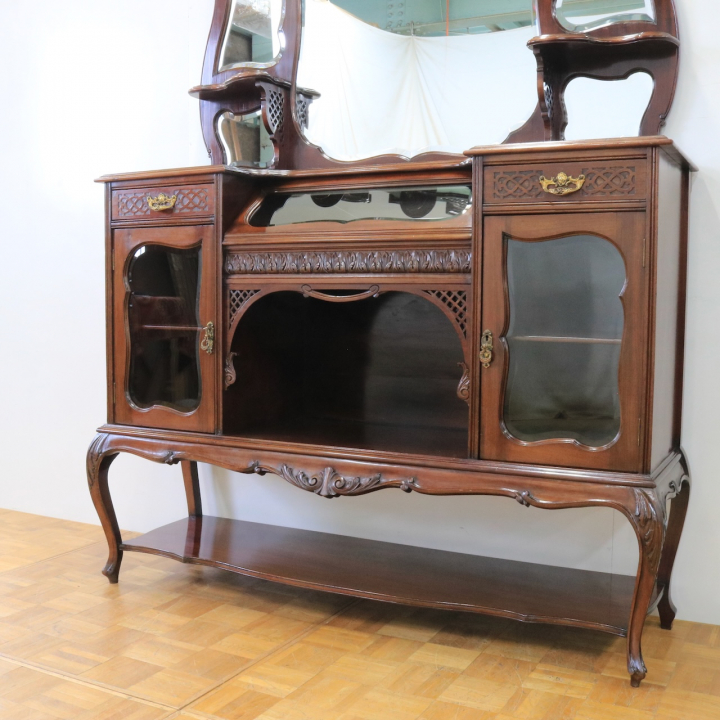 パーラーキャビネット