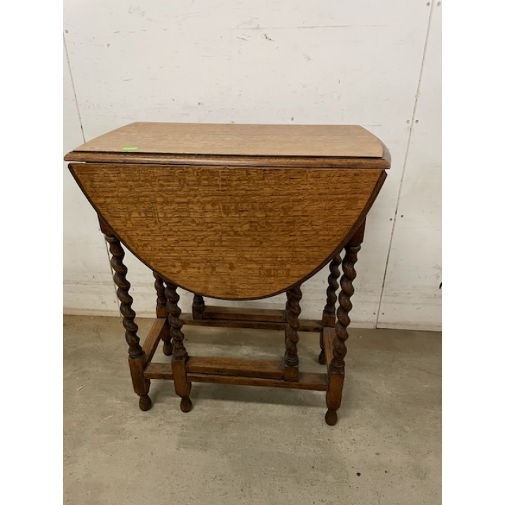 ゲートレッグテーブル