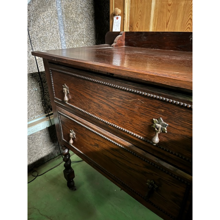 チェストオブドロワーズ