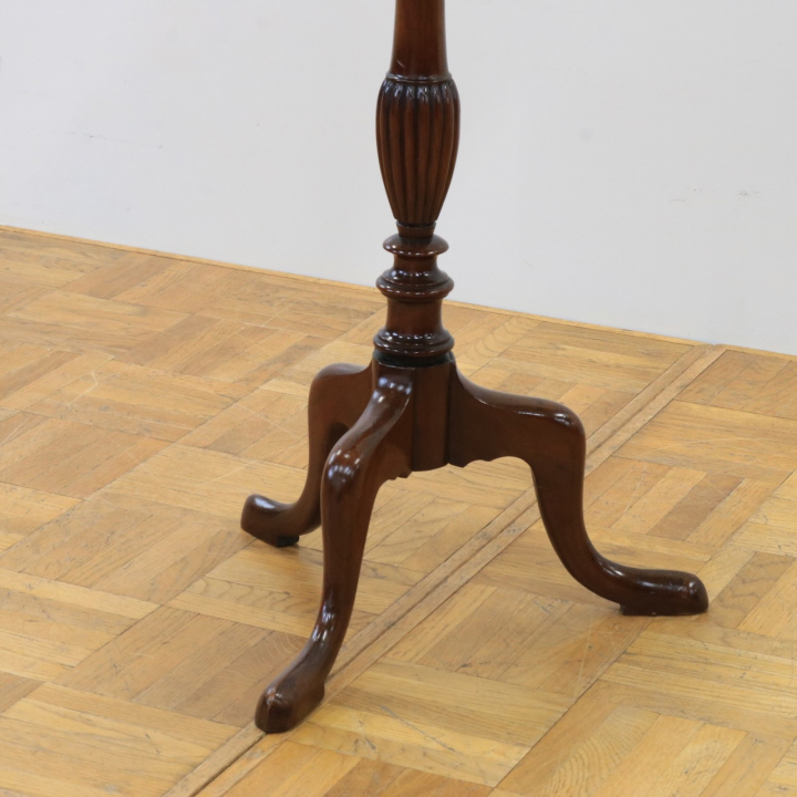 ワインテーブル