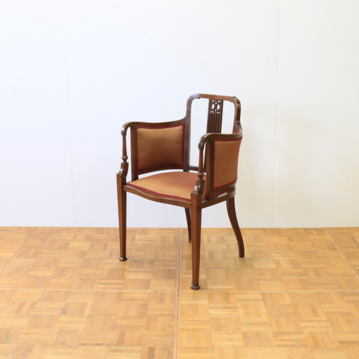 アームチェアー　