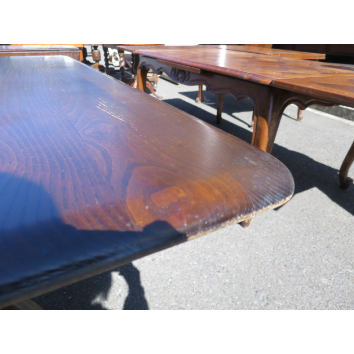  リフェクトリーテーブル