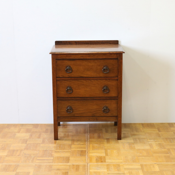 チェストオブドロワーズ