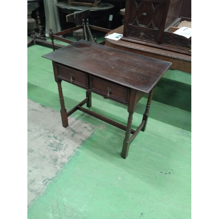  ライティングテーブル