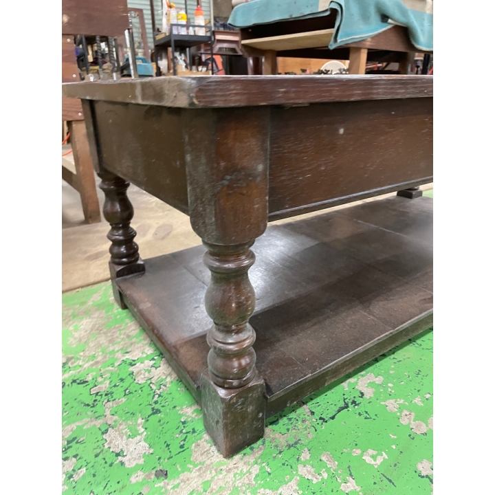 コーヒーテーブル