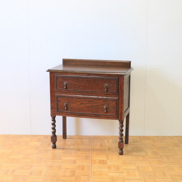 チェストオブドロワーズ