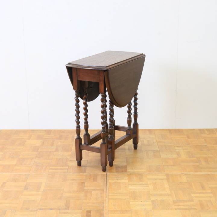  ゲートレッグテーブル