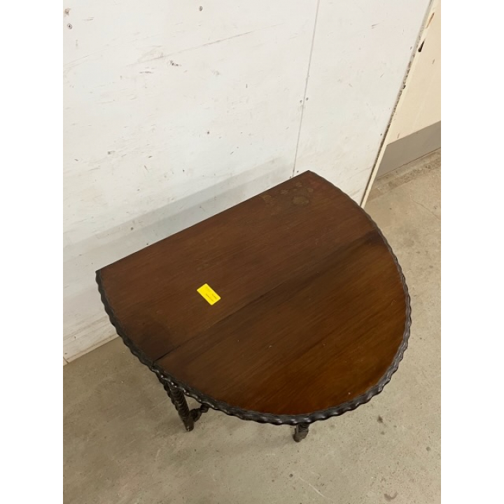 ゲートレッグテーブル